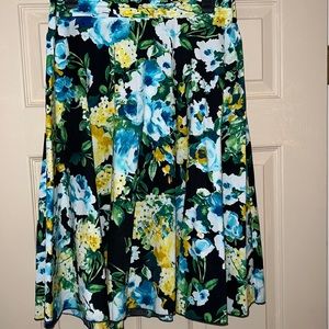 Elastic waist large flower print swing skirt